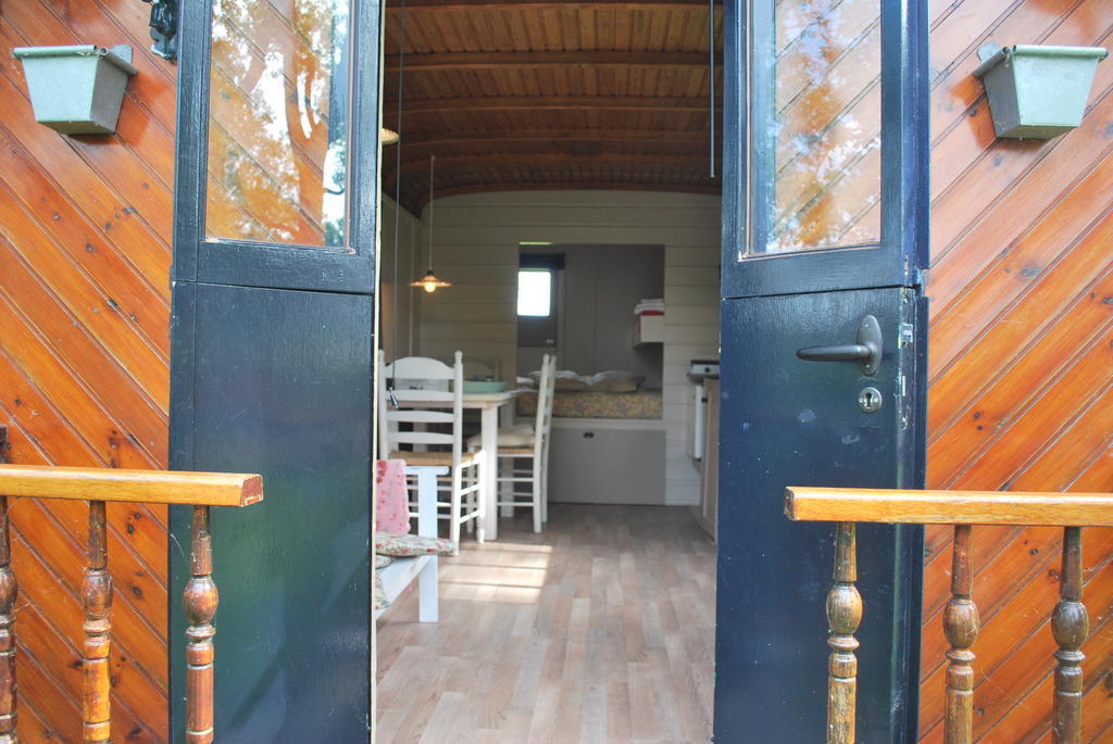 Logement Doosje Warfstermolen Exterior photo